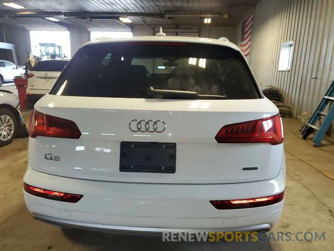 6 Фотография поврежденного автомобиля WA1ANAFY3K2116836 AUDI Q5 2019