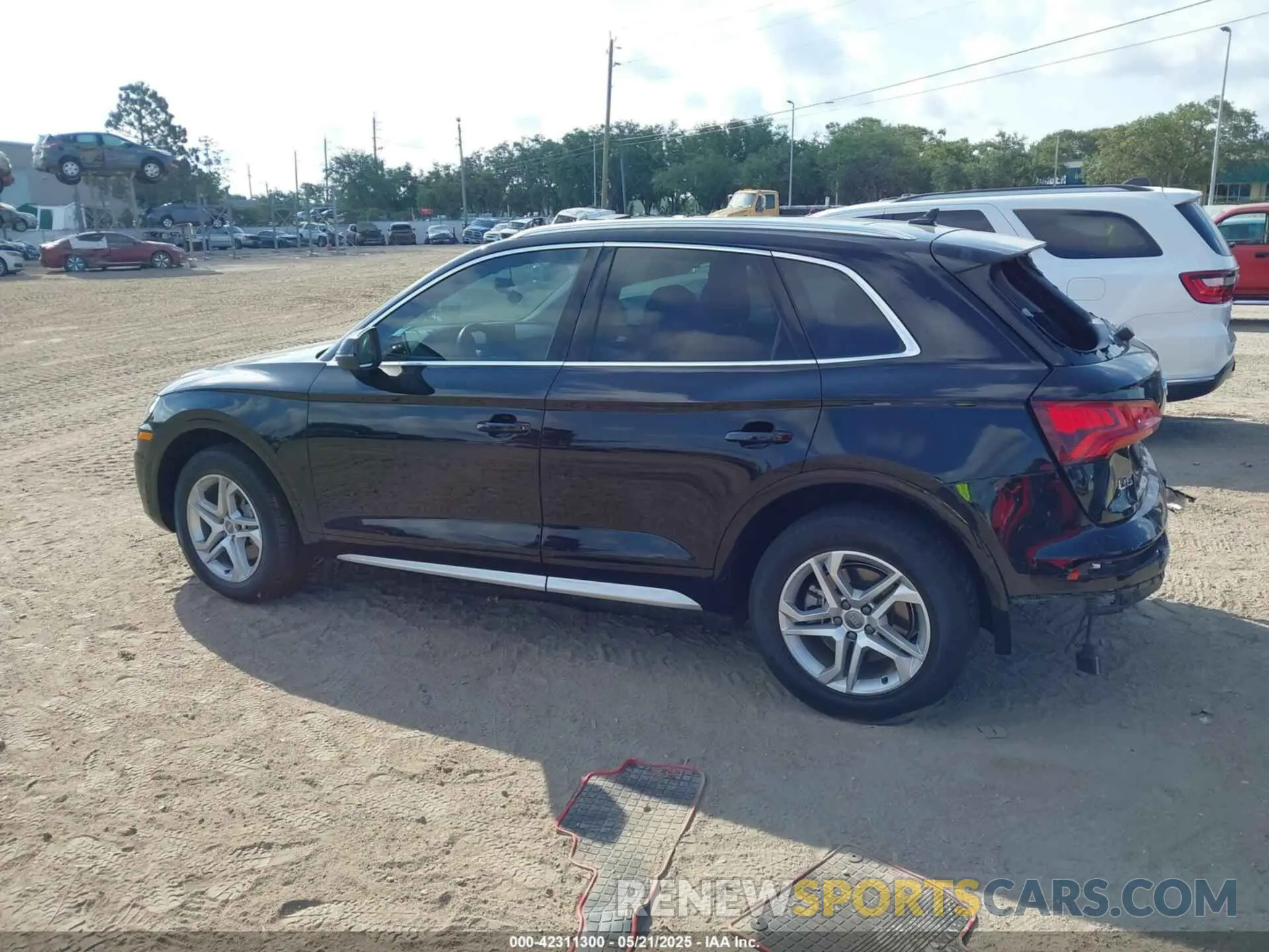 14 Фотография поврежденного автомобиля WA1ANAFY4K2139817 AUDI Q5 2019