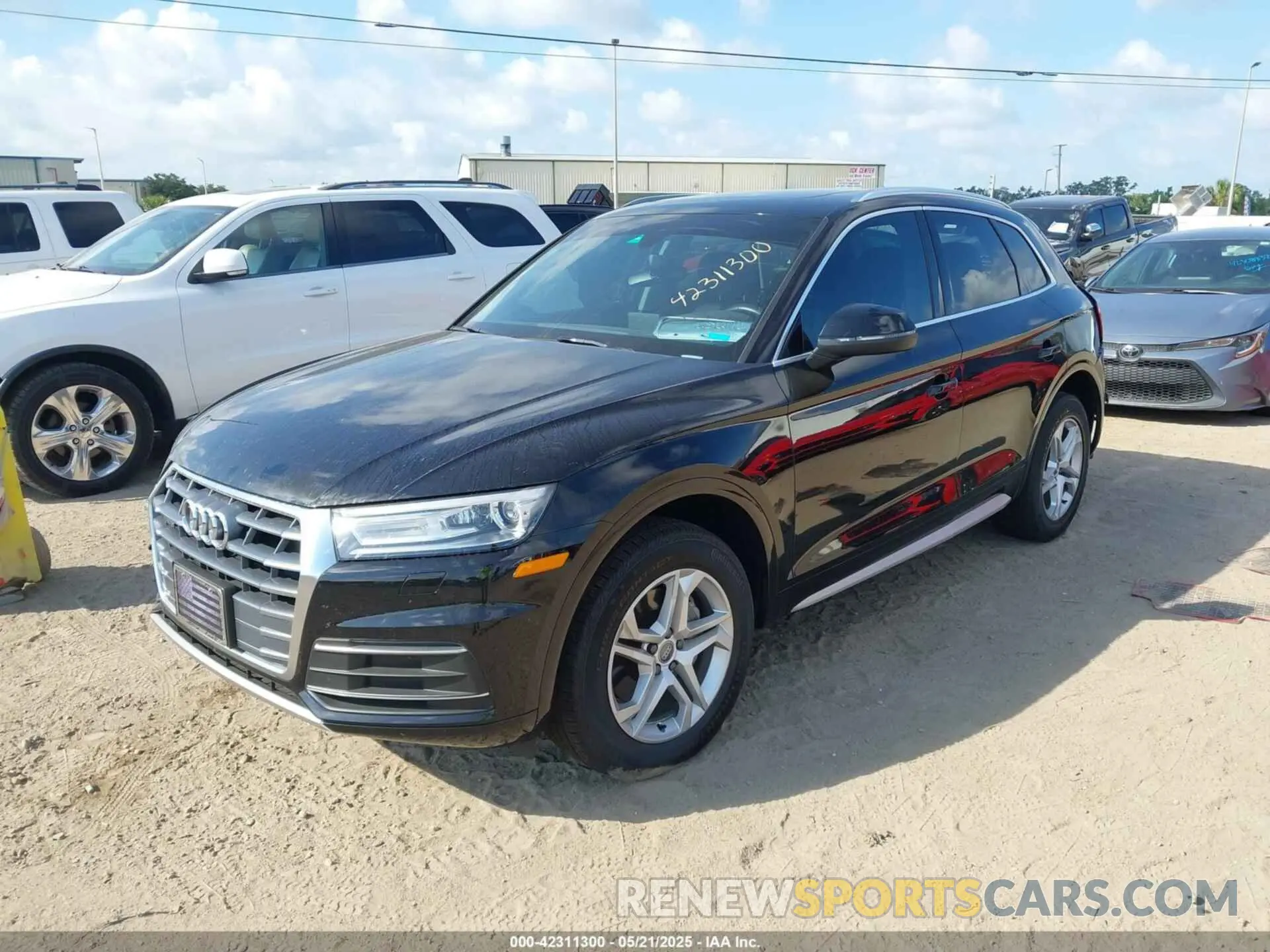 2 Фотография поврежденного автомобиля WA1ANAFY4K2139817 AUDI Q5 2019