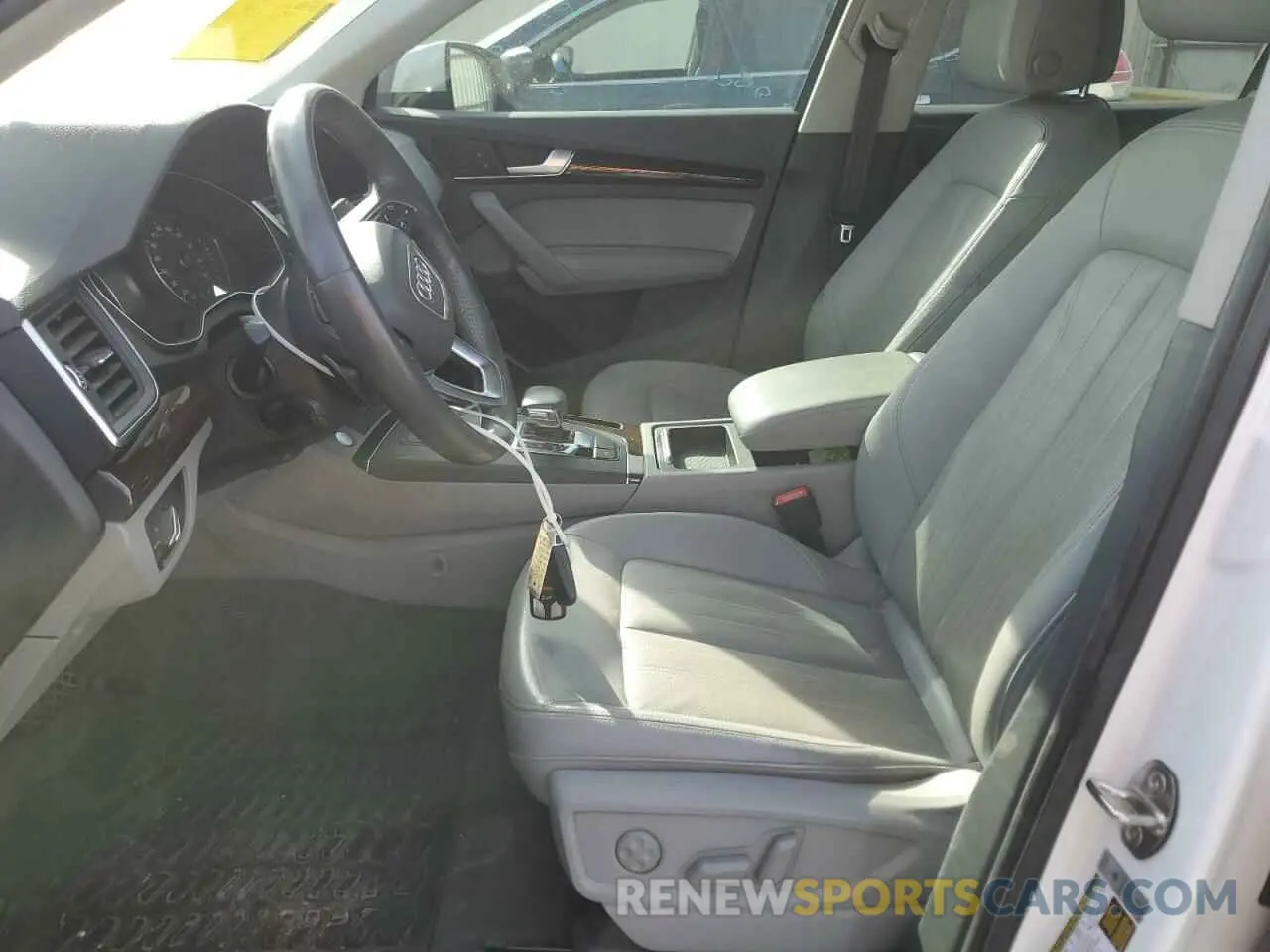 7 Фотография поврежденного автомобиля WA1ANAFY5K2027737 AUDI Q5 2019