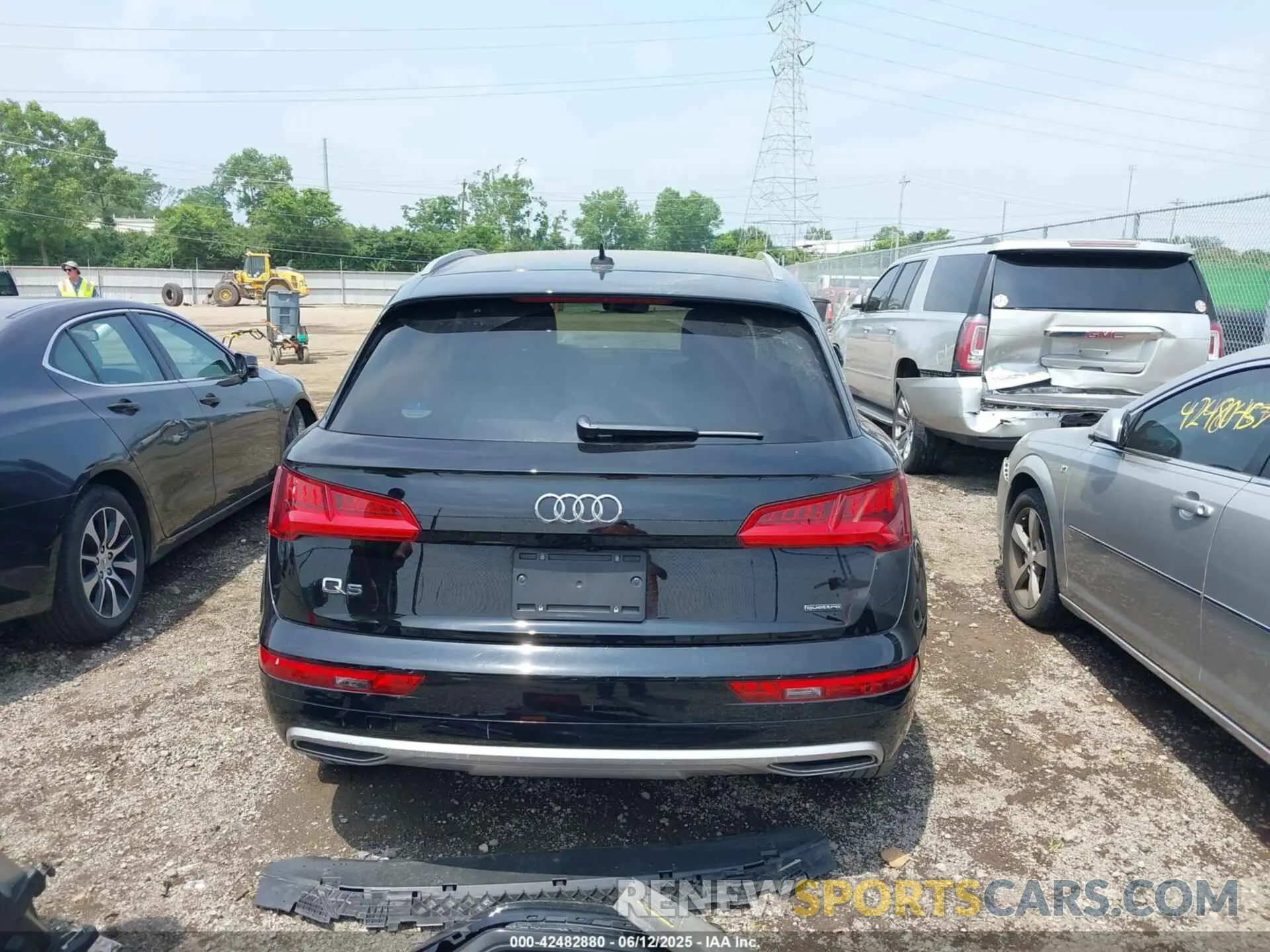17 Фотография поврежденного автомобиля WA1ANAFY5K2068112 AUDI Q5 2019