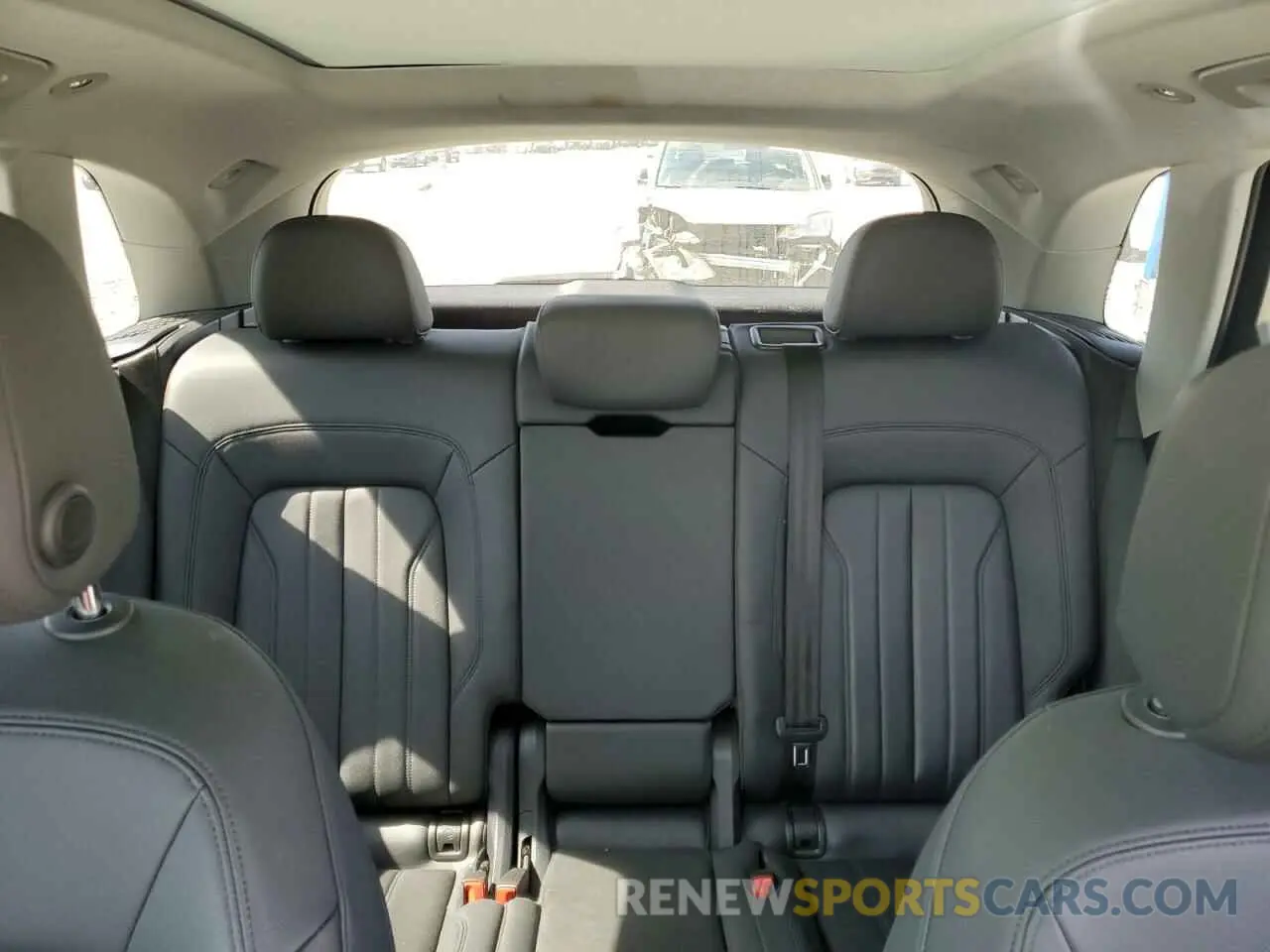 10 Фотография поврежденного автомобиля WA1ANAFY5K2127790 AUDI Q5 2019