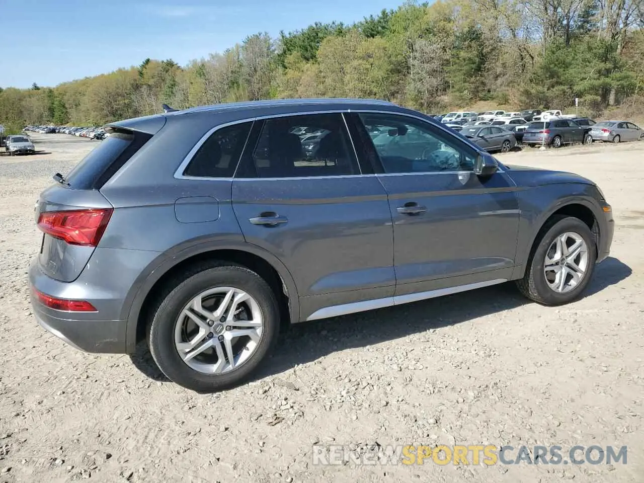3 Photograph of a damaged car WA1ANAFY5K2129359 AUDI Q5 2019