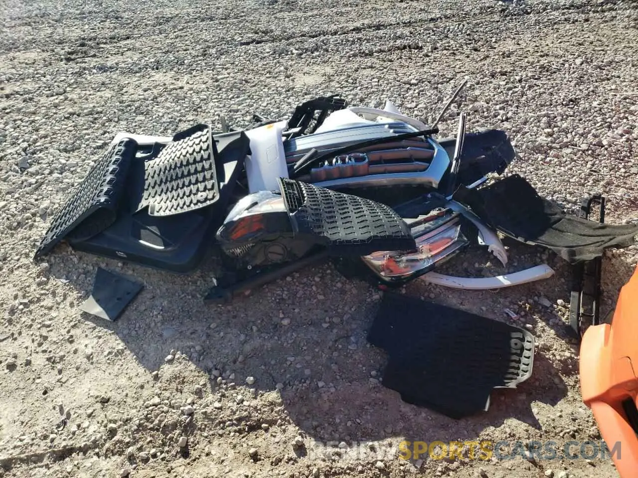 13 Photograph of a damaged car WA1ANAFY5K2136439 AUDI Q5 2019