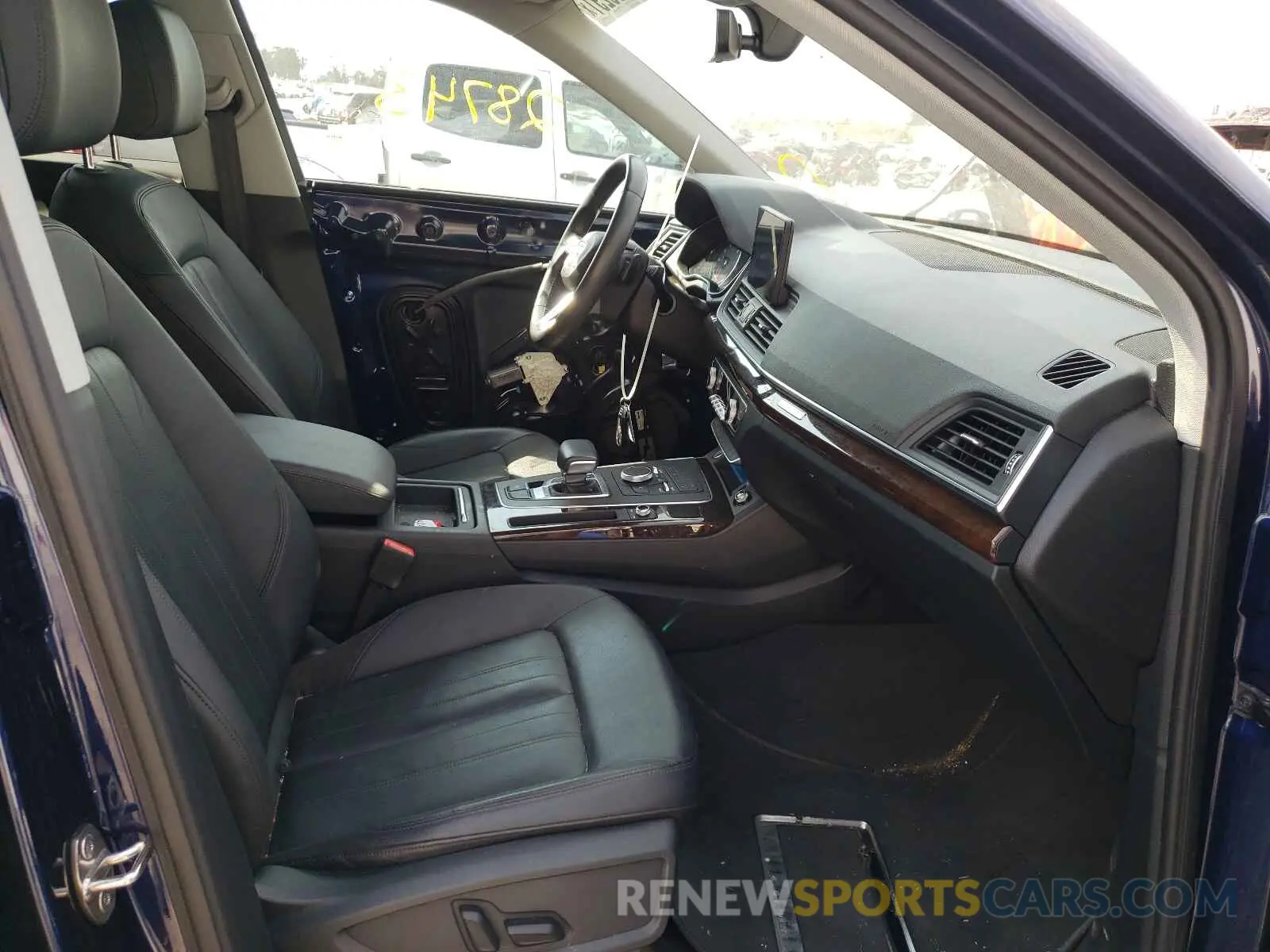 5 Photograph of a damaged car WA1ANAFY6K2075358 AUDI Q5 2019