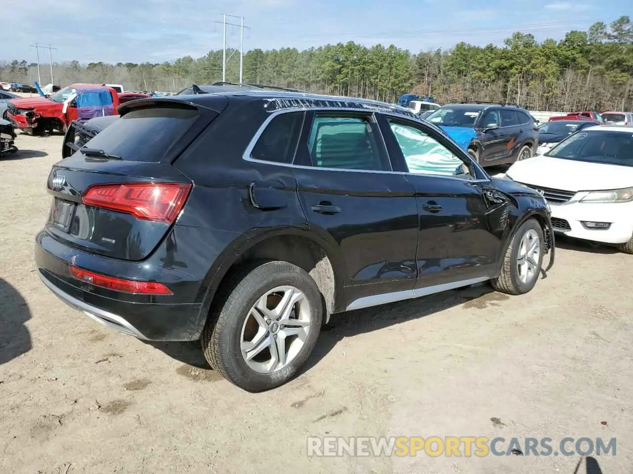 3 Фотография поврежденного автомобиля WA1ANAFY6K2081273 AUDI Q5 2019