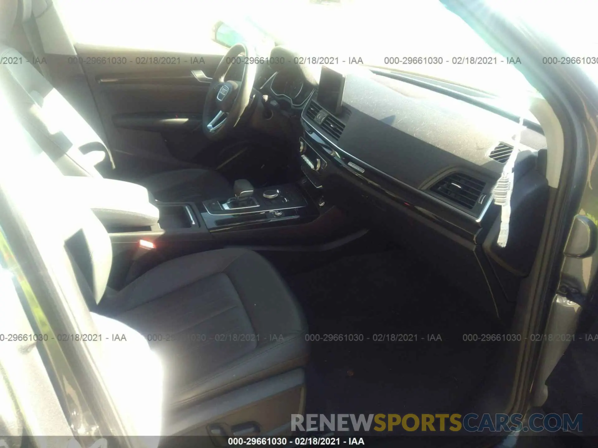 5 Photograph of a damaged car WA1ANAFY6K2094900 AUDI Q5 2019