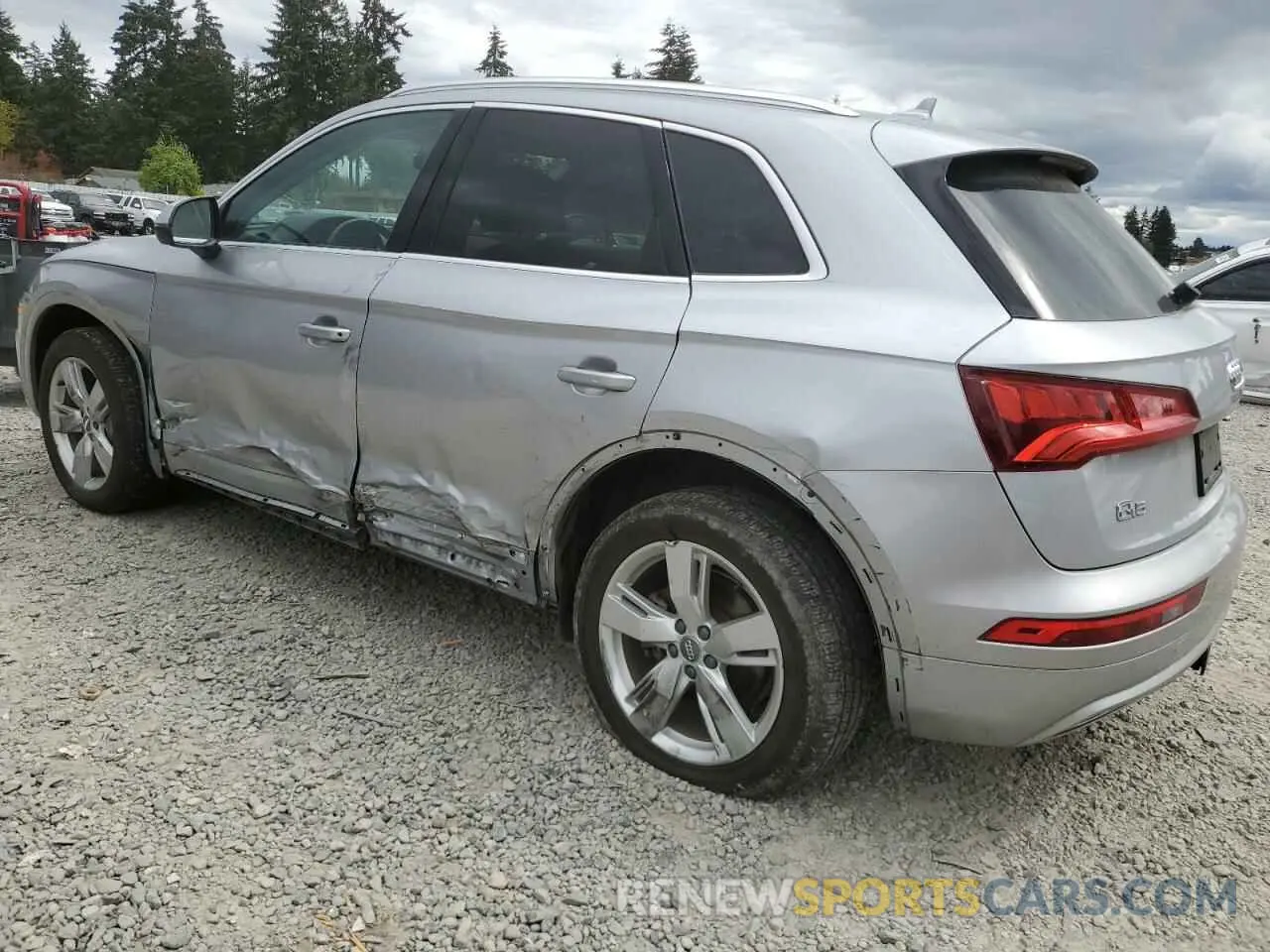 2 Фотография поврежденного автомобиля WA1ANAFY7K2090466 AUDI Q5 2019