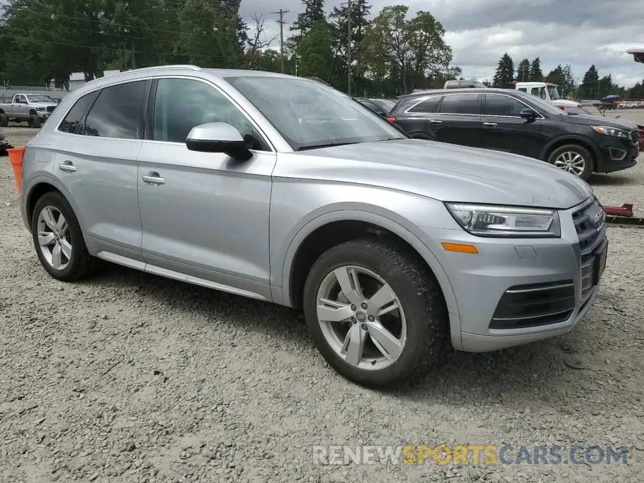 4 Фотография поврежденного автомобиля WA1ANAFY7K2090466 AUDI Q5 2019