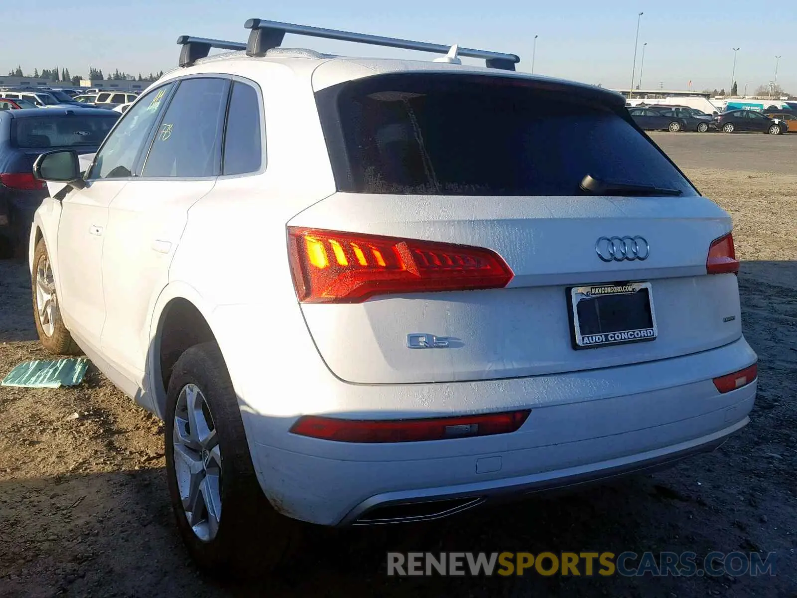 3 Photograph of a damaged car WA1ANAFY8K2033810 AUDI Q5 2019