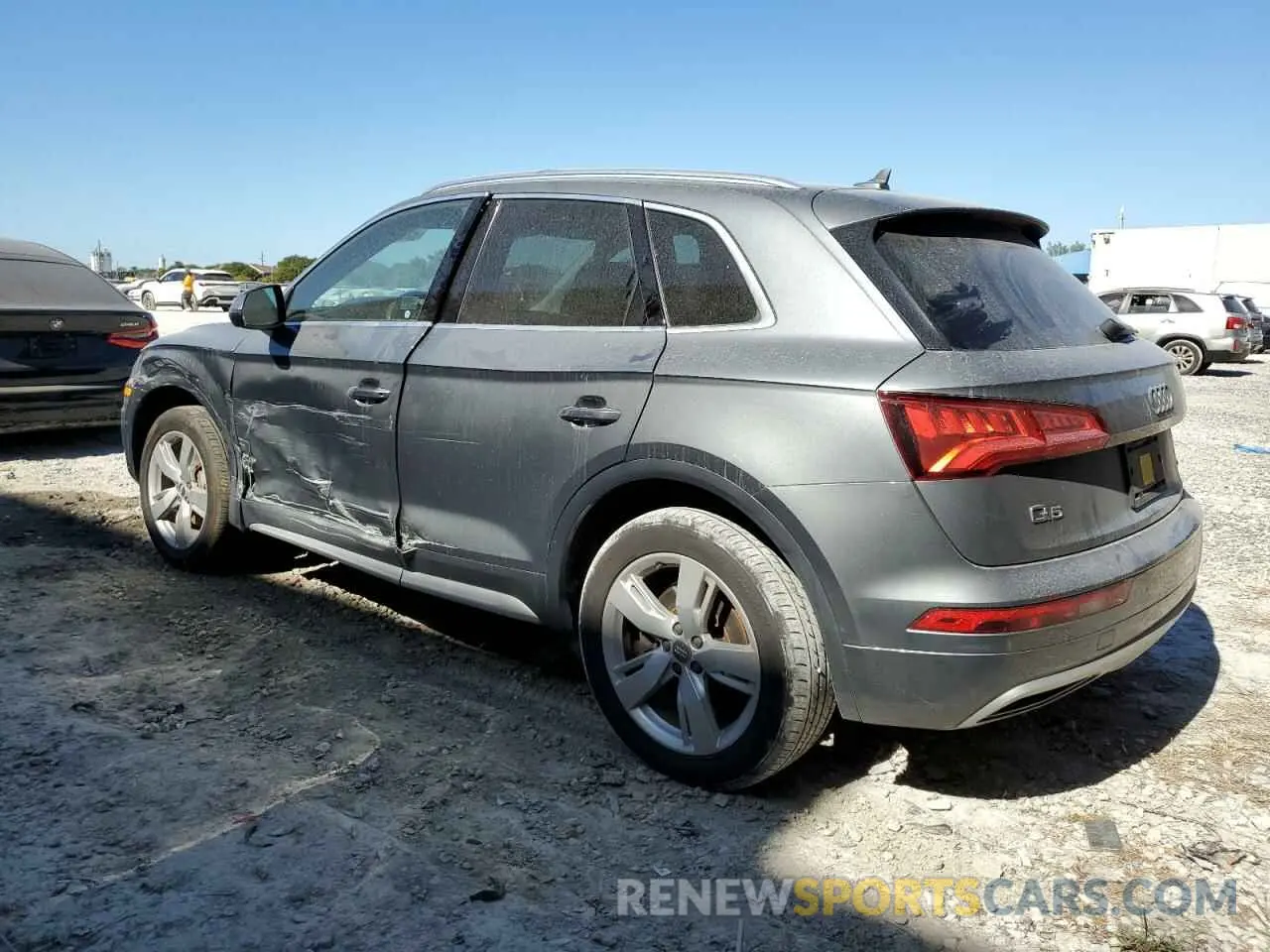 2 Фотография поврежденного автомобиля WA1ANAFY8K2034066 AUDI Q5 2019