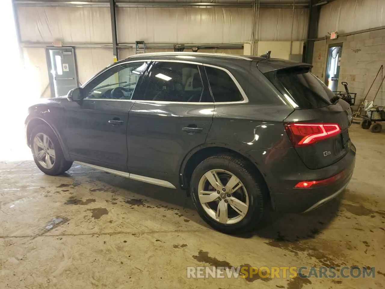 2 Photograph of a damaged car WA1ANAFY8K2051689 AUDI Q5 2019