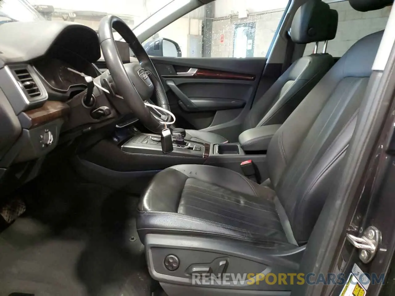 7 Photograph of a damaged car WA1ANAFY8K2051689 AUDI Q5 2019
