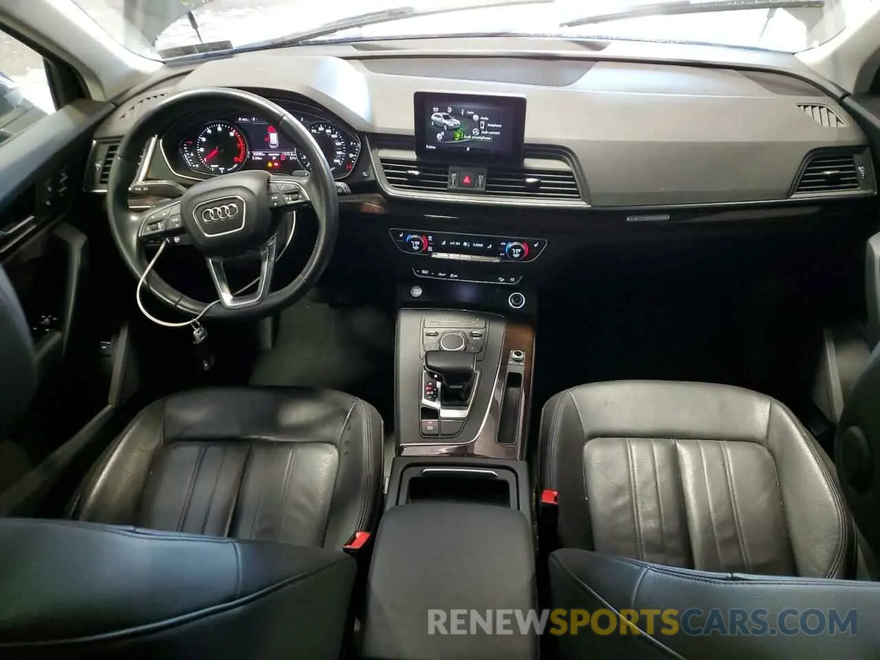 8 Photograph of a damaged car WA1ANAFY8K2051689 AUDI Q5 2019