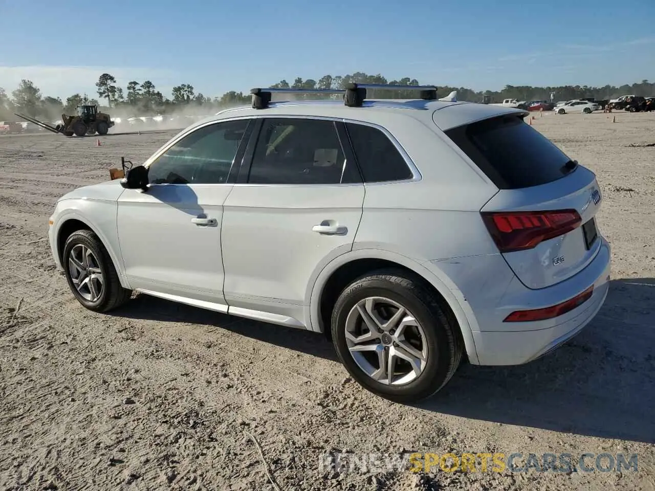 2 Фотография поврежденного автомобиля WA1ANAFY8K2118596 AUDI Q5 2019
