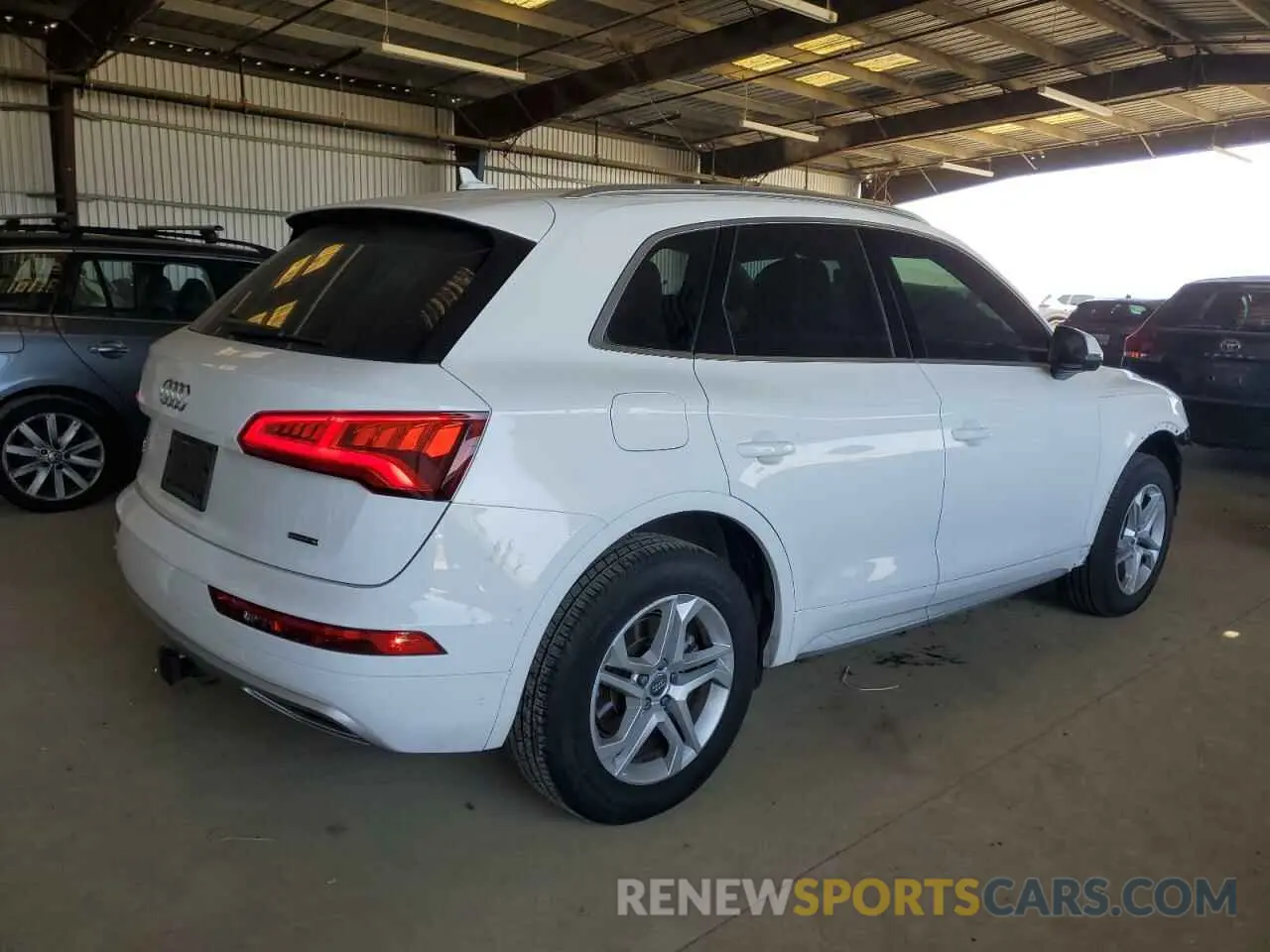 3 Photograph of a damaged car WA1ANAFY8K2142574 AUDI Q5 2019