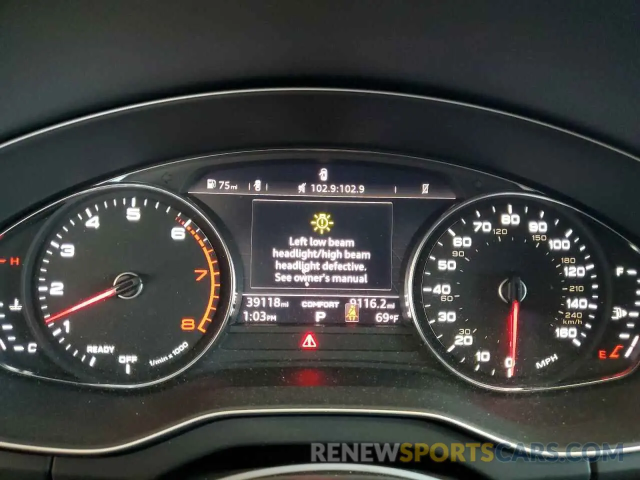 9 Photograph of a damaged car WA1ANAFY8K2142574 AUDI Q5 2019