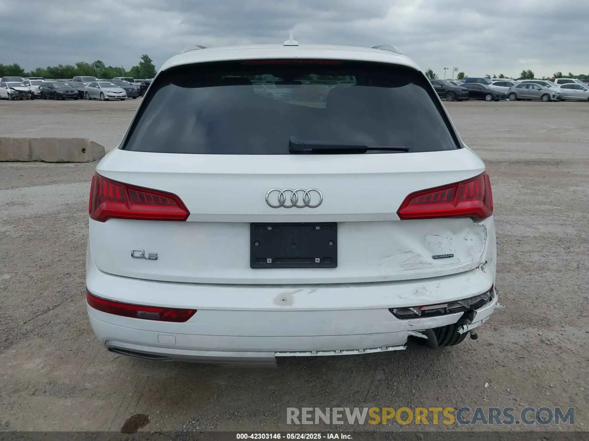 16 Фотография поврежденного автомобиля WA1ANAFY9K2092462 AUDI Q5 2019