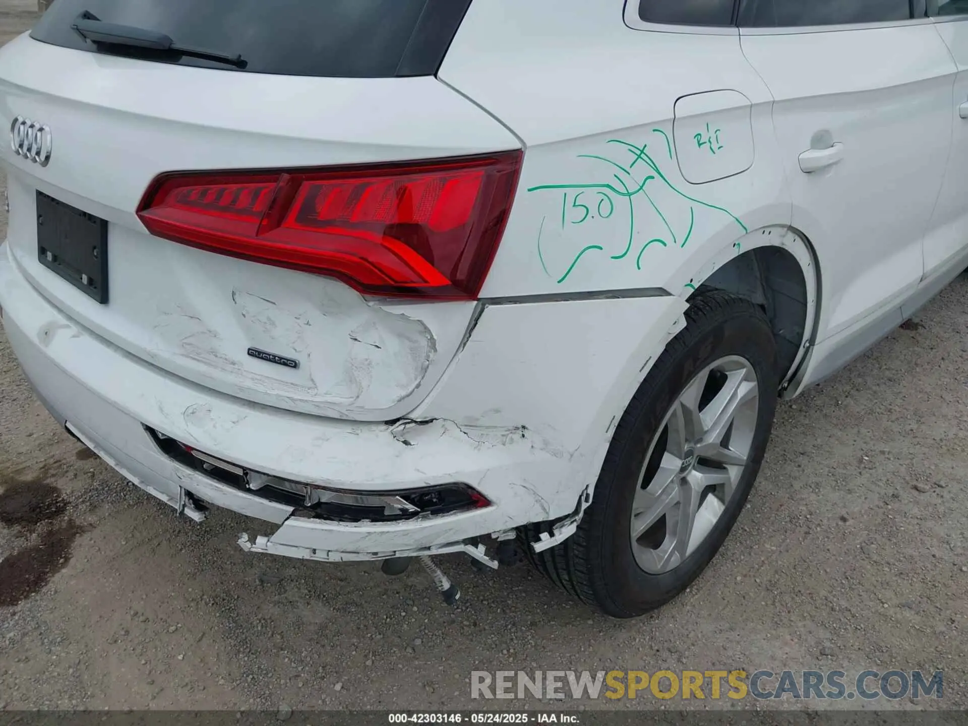 6 Фотография поврежденного автомобиля WA1ANAFY9K2092462 AUDI Q5 2019