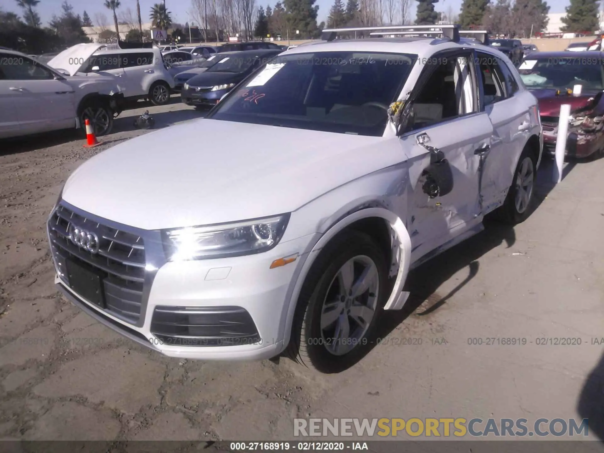 2 Photograph of a damaged car WA1ANAFY9K2103556 AUDI Q5 2019