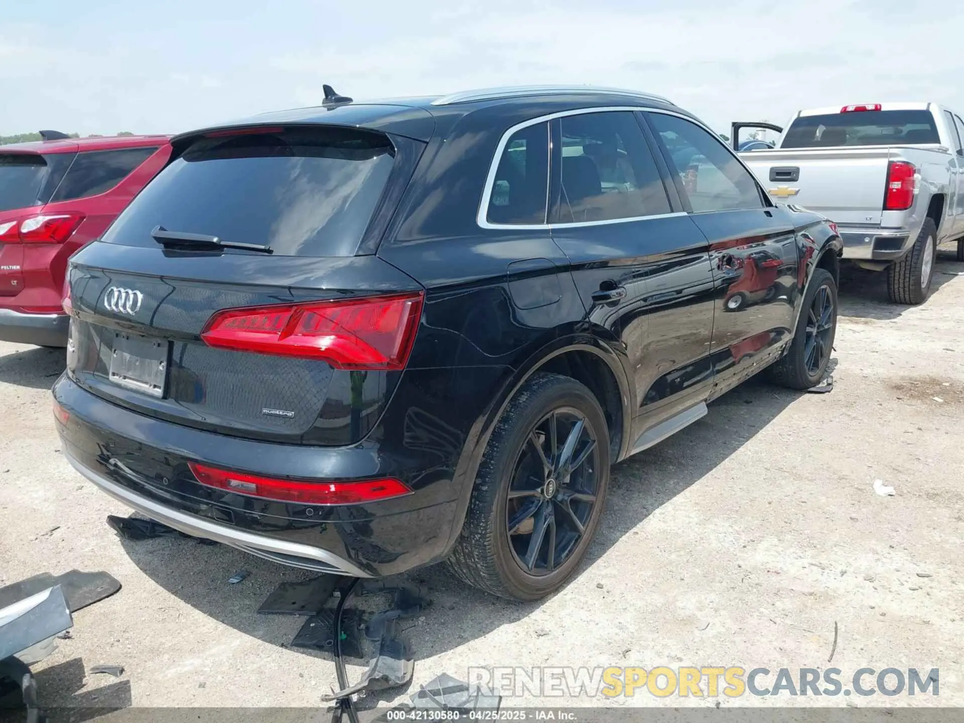 4 Photograph of a damaged car WA1BNAFY0K2063954 AUDI Q5 2019