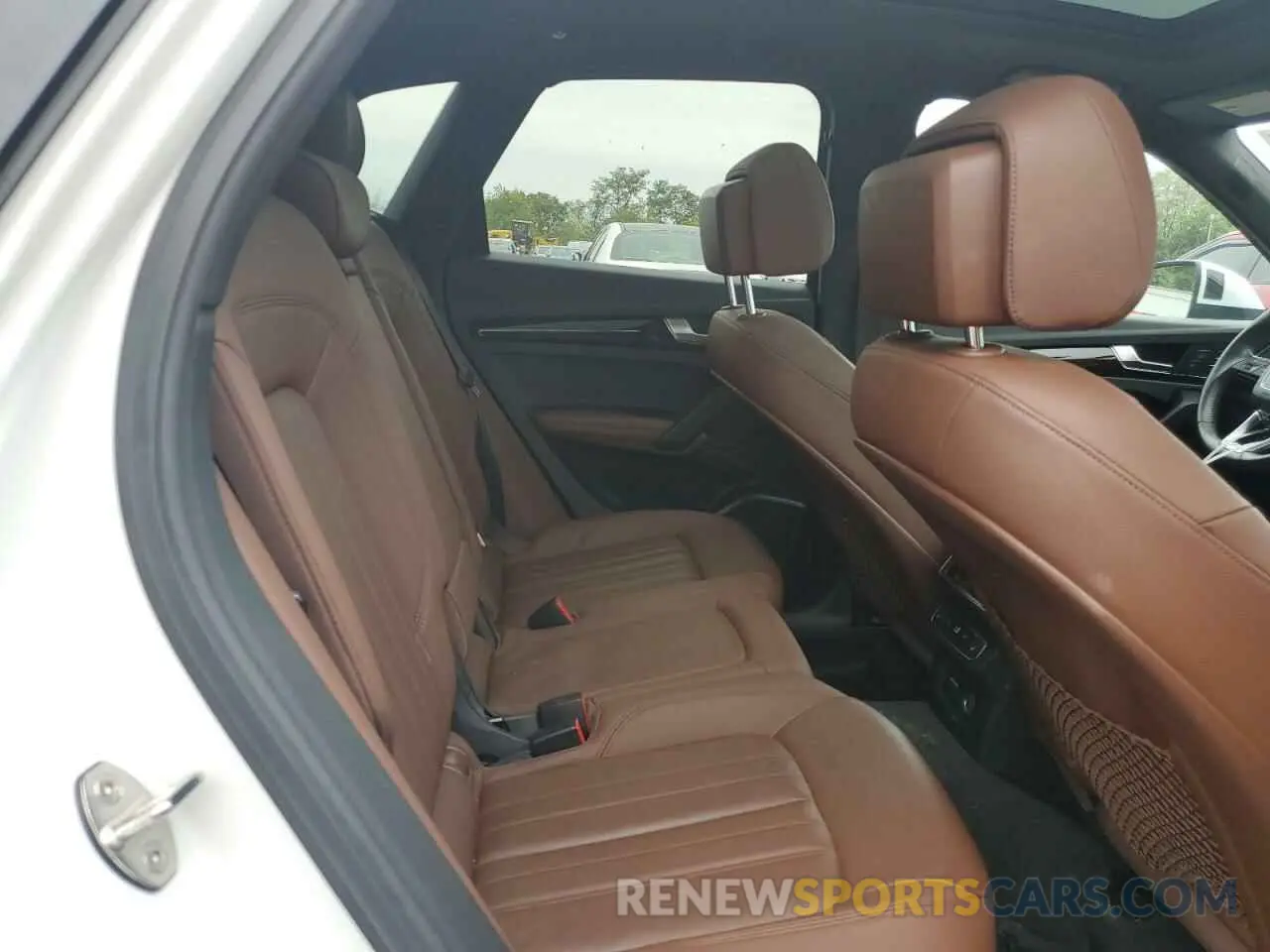 11 Photograph of a damaged car WA1BNAFY0K2120735 AUDI Q5 2019