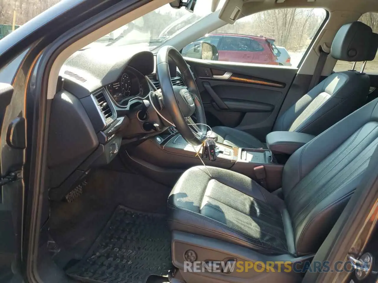 7 Фотография поврежденного автомобиля WA1BNAFY0K2127944 AUDI Q5 2019