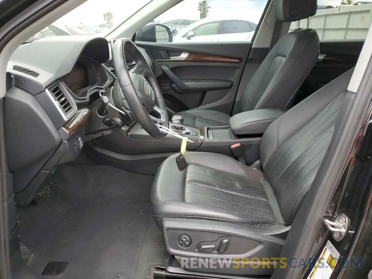 7 Фотография поврежденного автомобиля WA1BNAFY0K2132416 AUDI Q5 2019