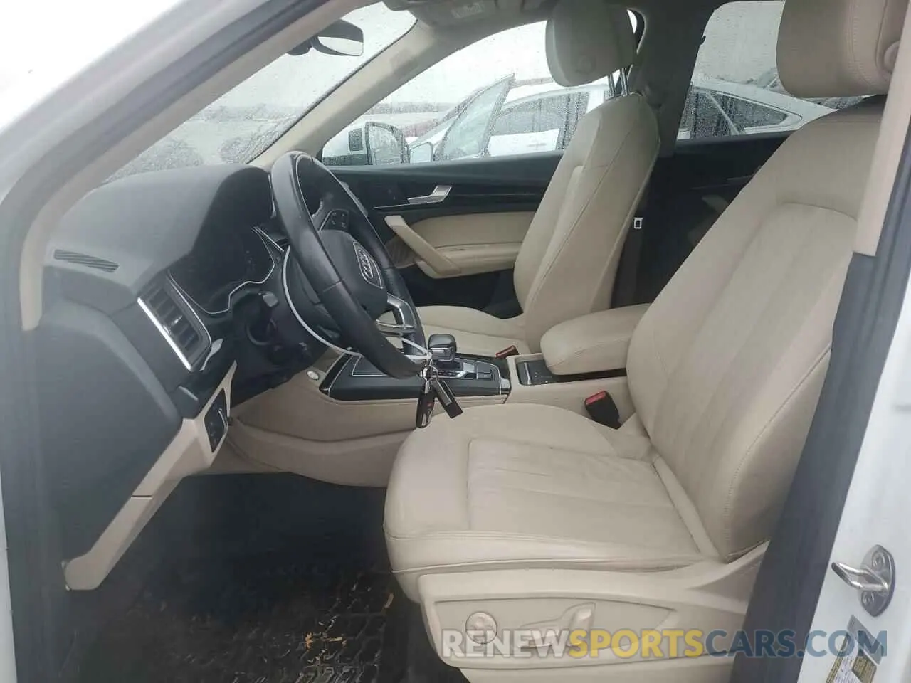 7 Фотография поврежденного автомобиля WA1BNAFY1K2044099 AUDI Q5 2019