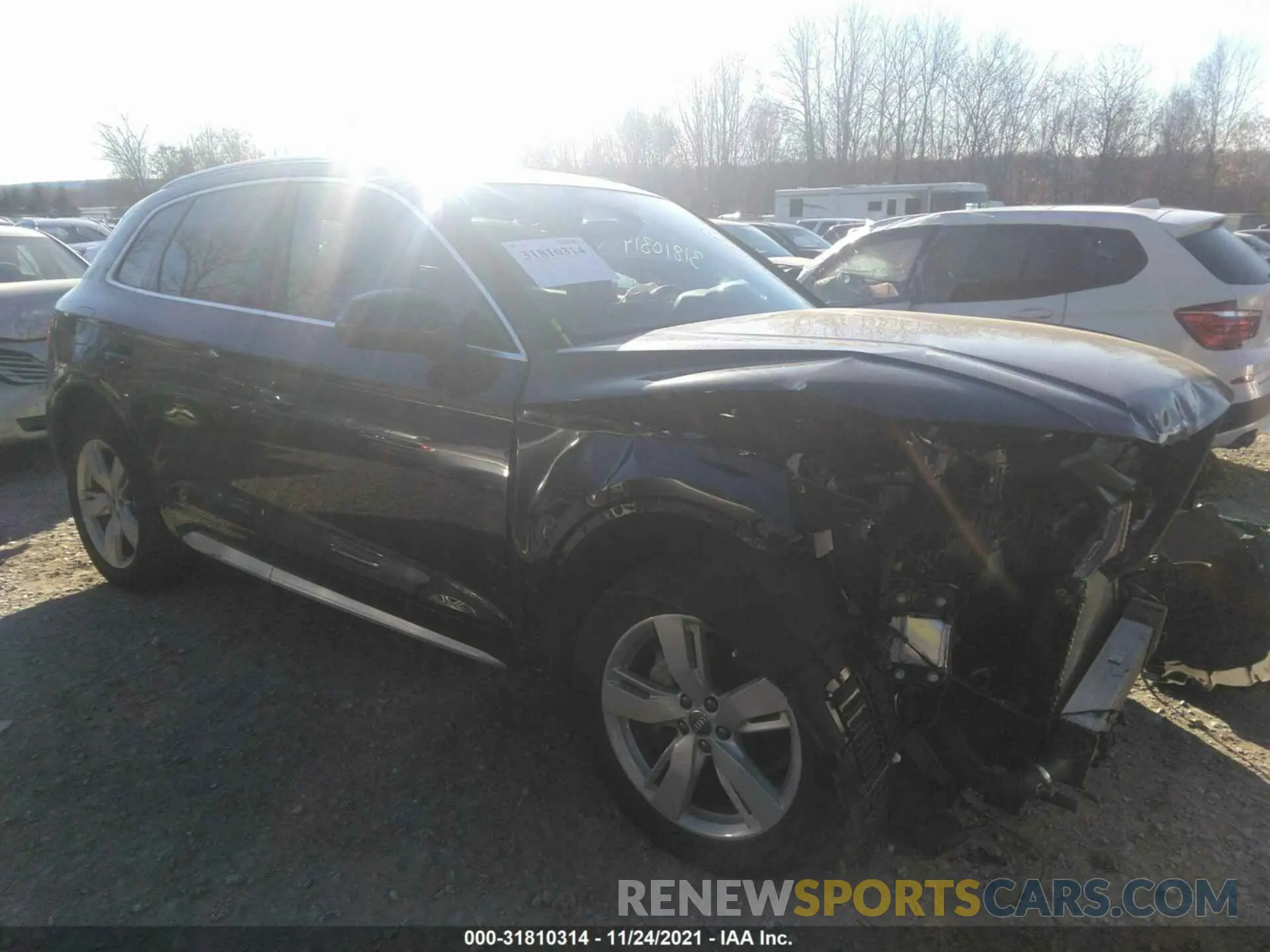 1 Photograph of a damaged car WA1BNAFY1K2071061 AUDI Q5 2019