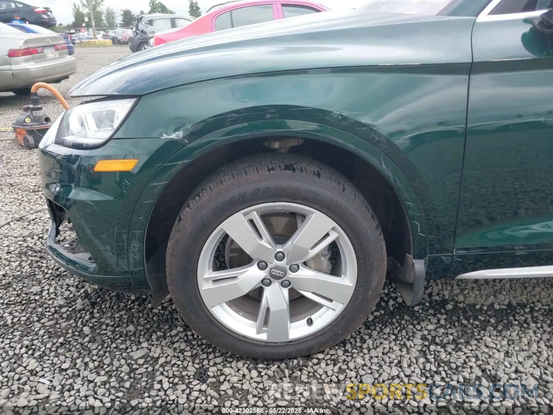 17 Photograph of a damaged car WA1BNAFY1K2126527 AUDI Q5 2019