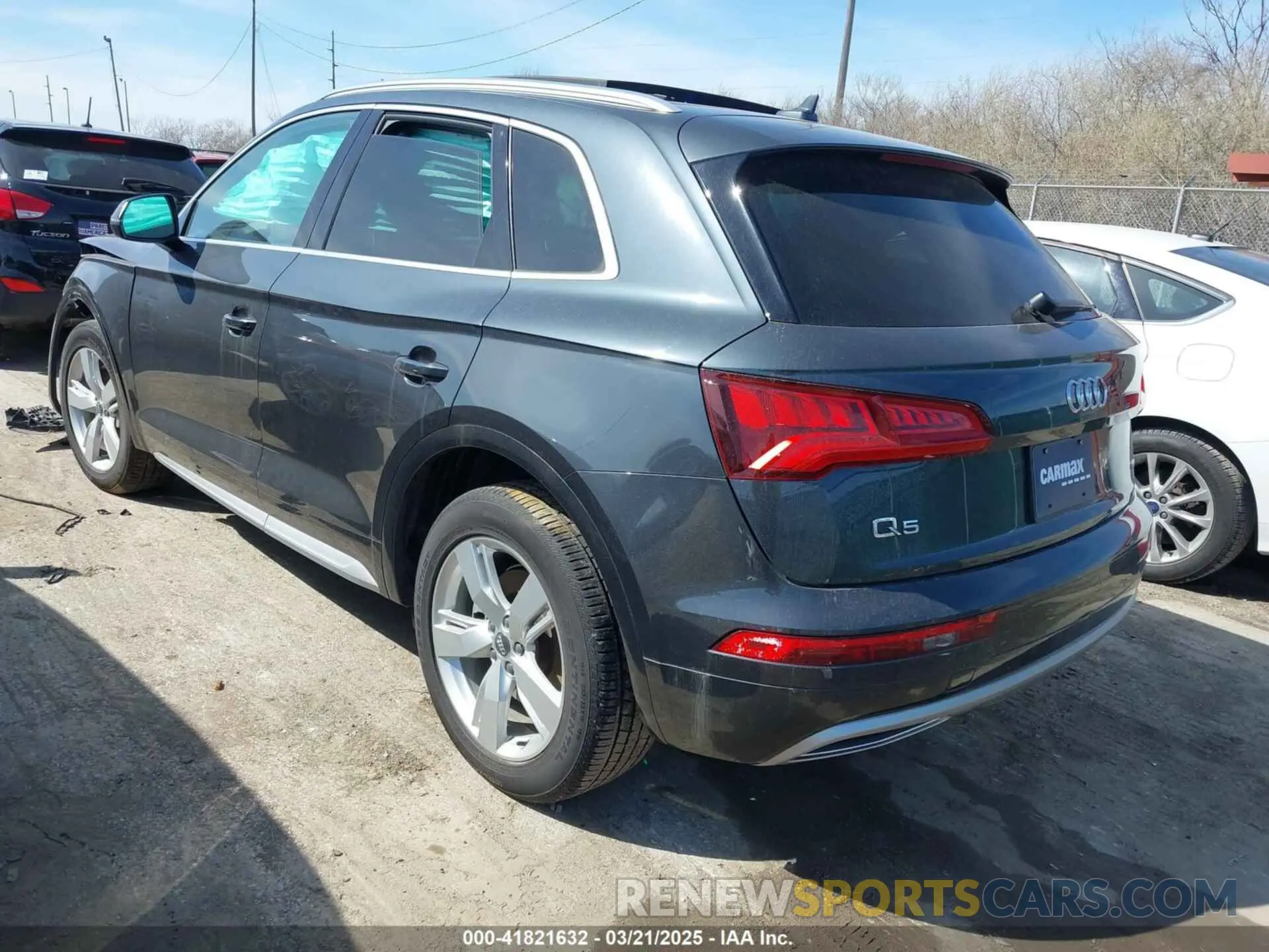 3 Photograph of a damaged car WA1BNAFY2K2047934 AUDI Q5 2019