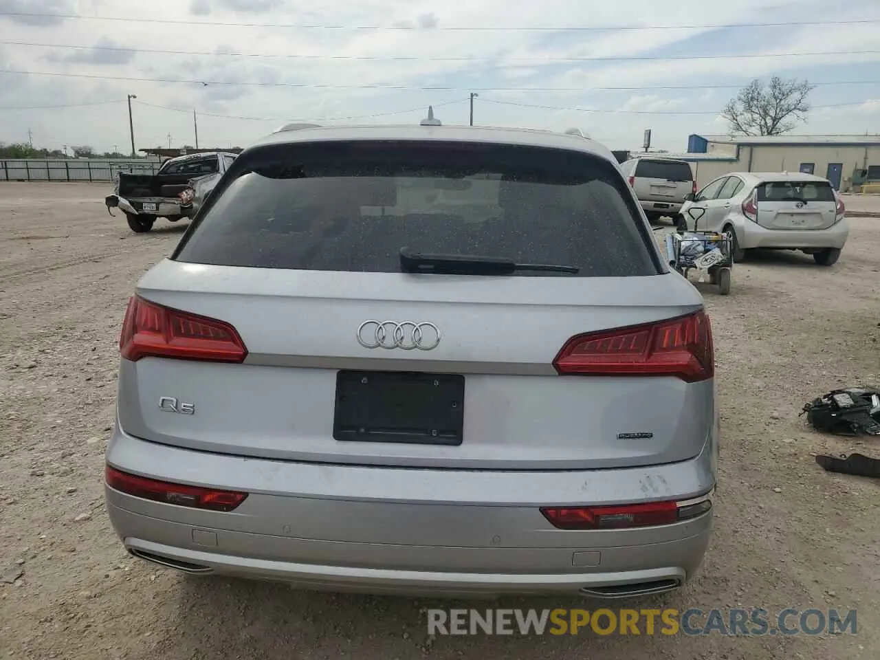 6 Фотография поврежденного автомобиля WA1BNAFY2K2049246 AUDI Q5 2019