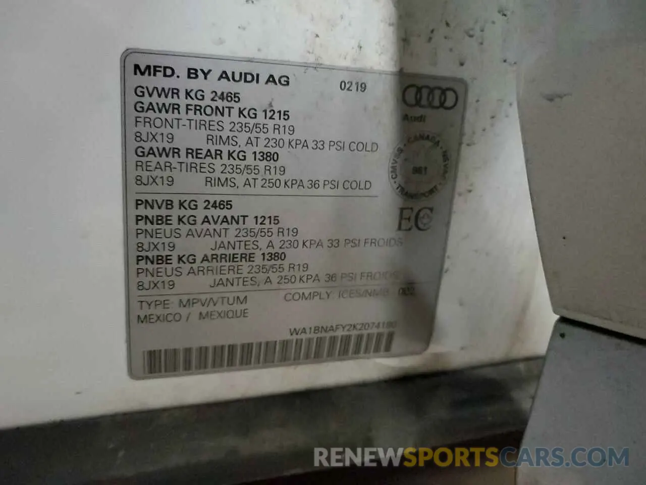 13 Photograph of a damaged car WA1BNAFY2K2074180 AUDI Q5 2019