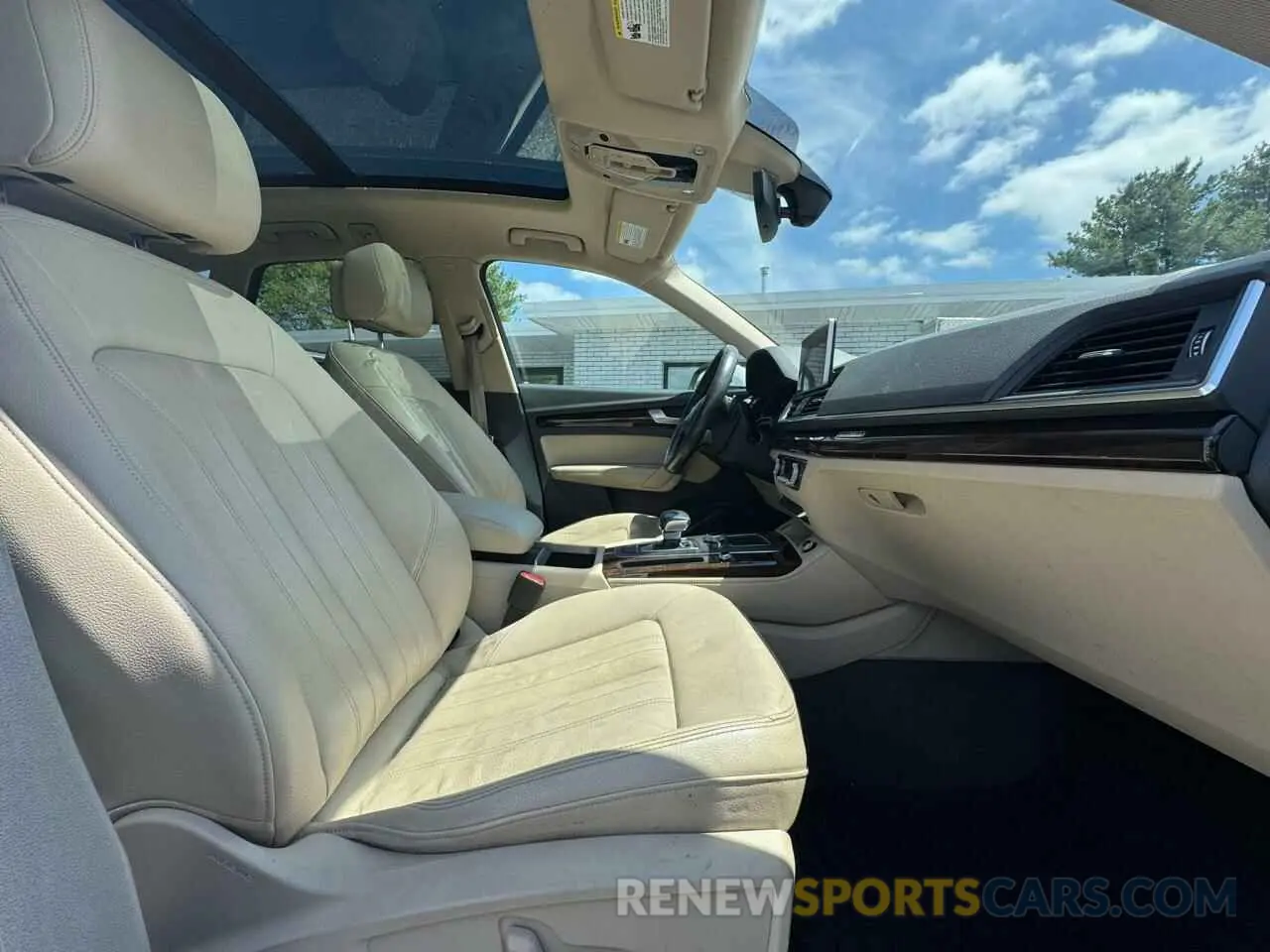 5 Фотография поврежденного автомобиля WA1BNAFY2K2080285 AUDI Q5 2019