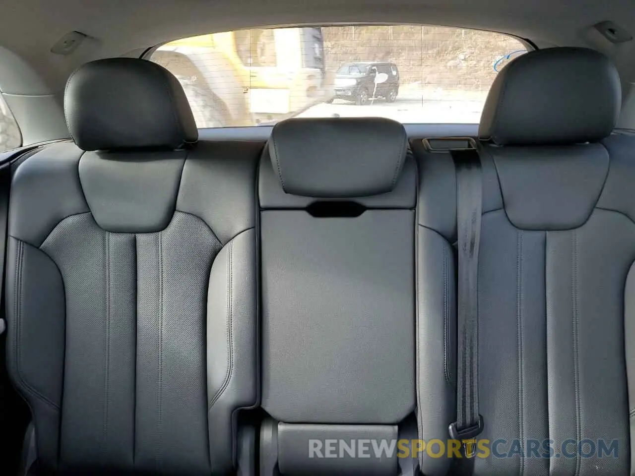 10 Фотография поврежденного автомобиля WA1BNAFY2K2118355 AUDI Q5 2019
