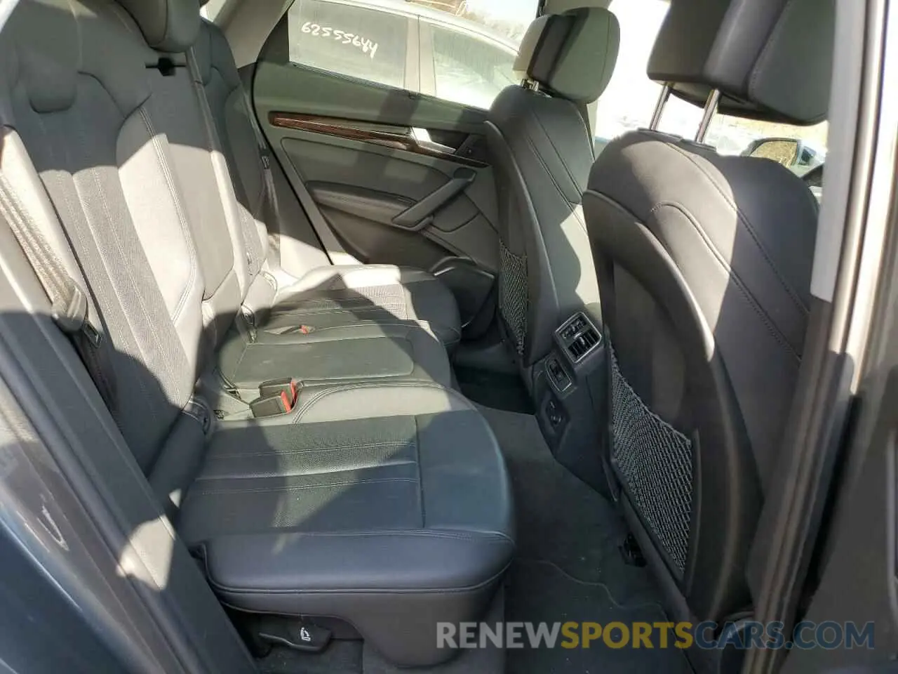 11 Фотография поврежденного автомобиля WA1BNAFY2K2118355 AUDI Q5 2019