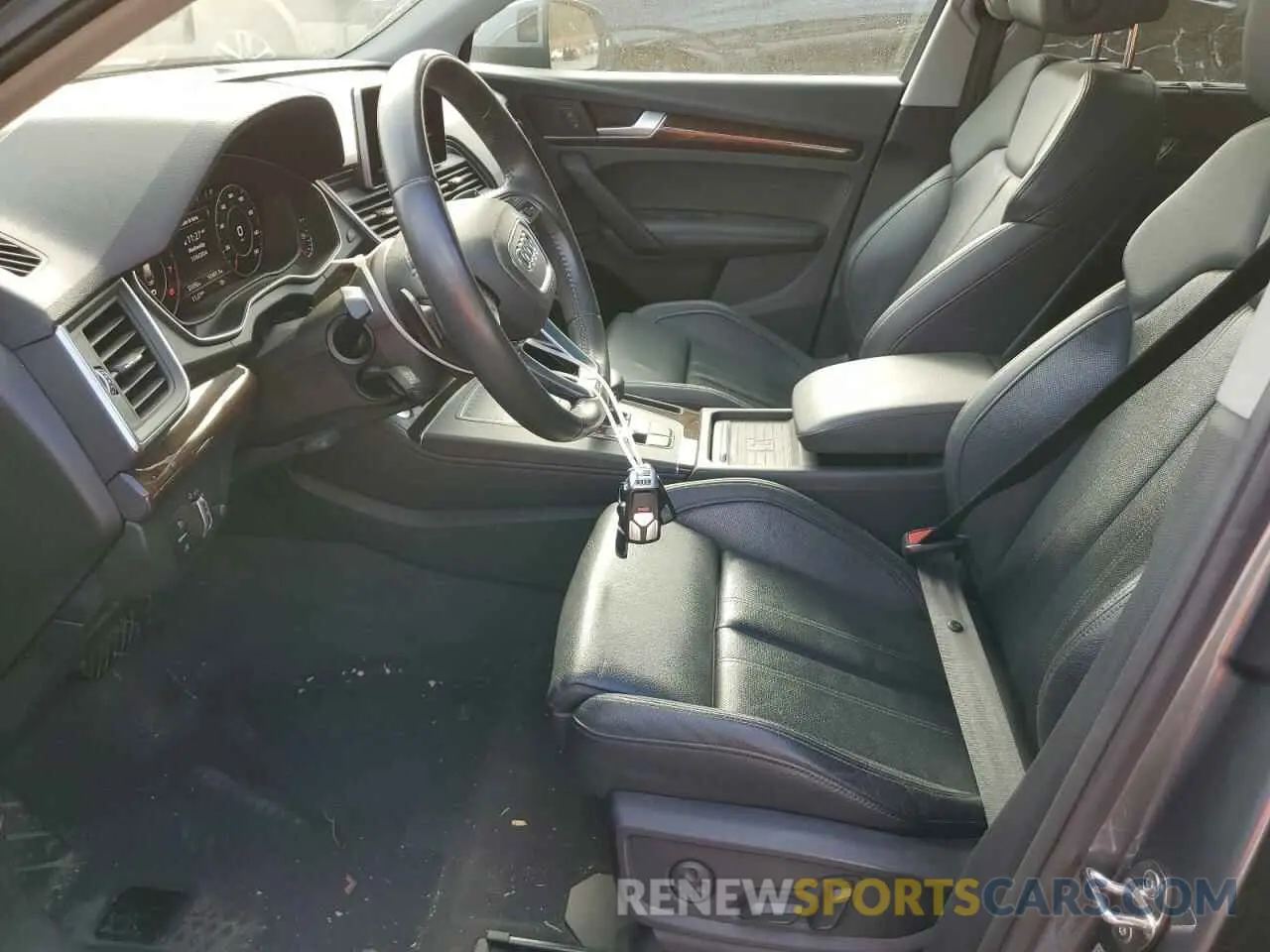7 Фотография поврежденного автомобиля WA1BNAFY2K2118355 AUDI Q5 2019