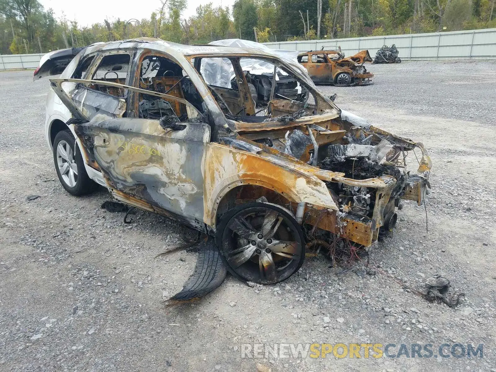 1 Photograph of a damaged car WA1BNAFY2K2130716 AUDI Q5 2019