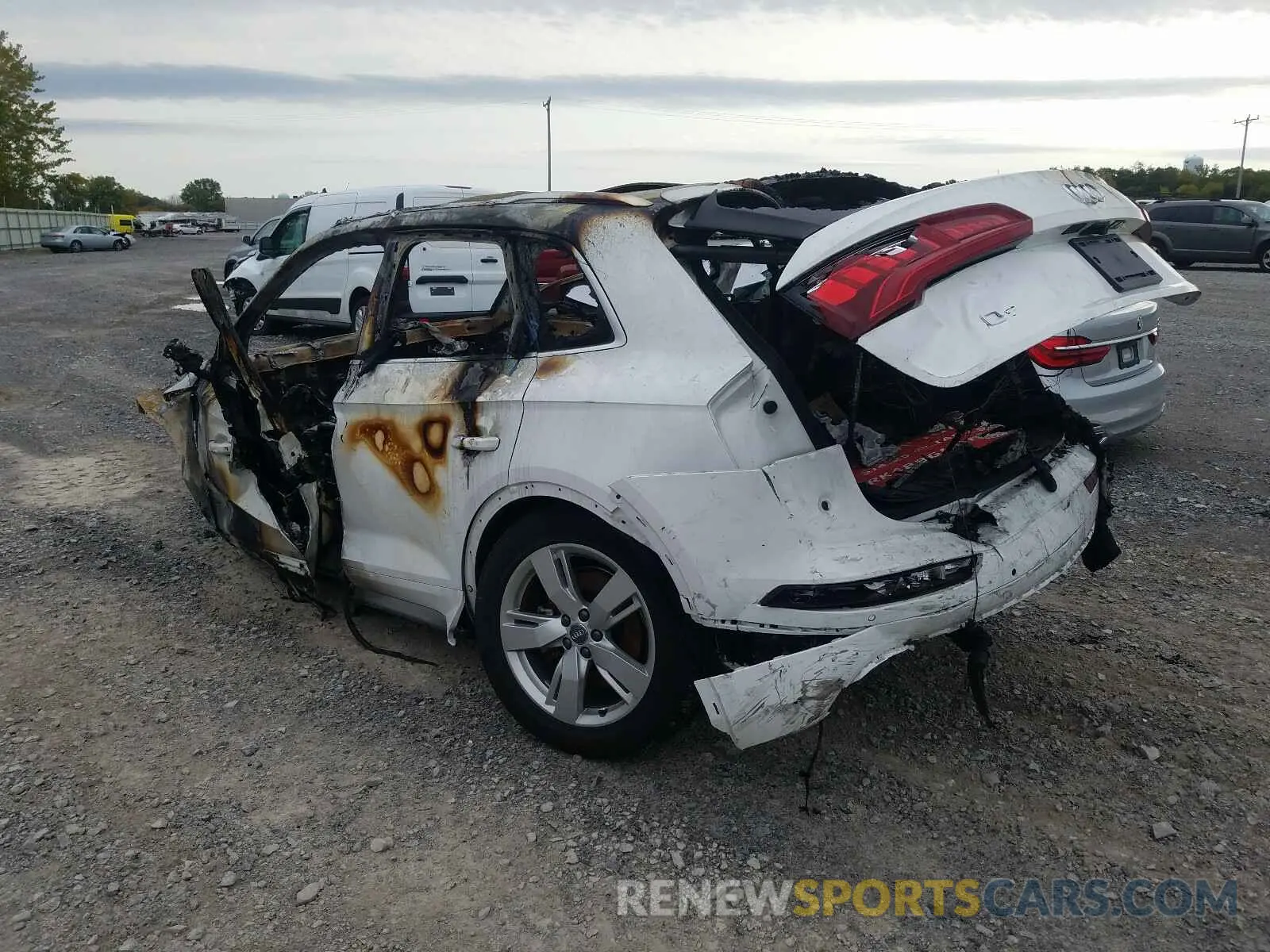 3 Photograph of a damaged car WA1BNAFY2K2130716 AUDI Q5 2019