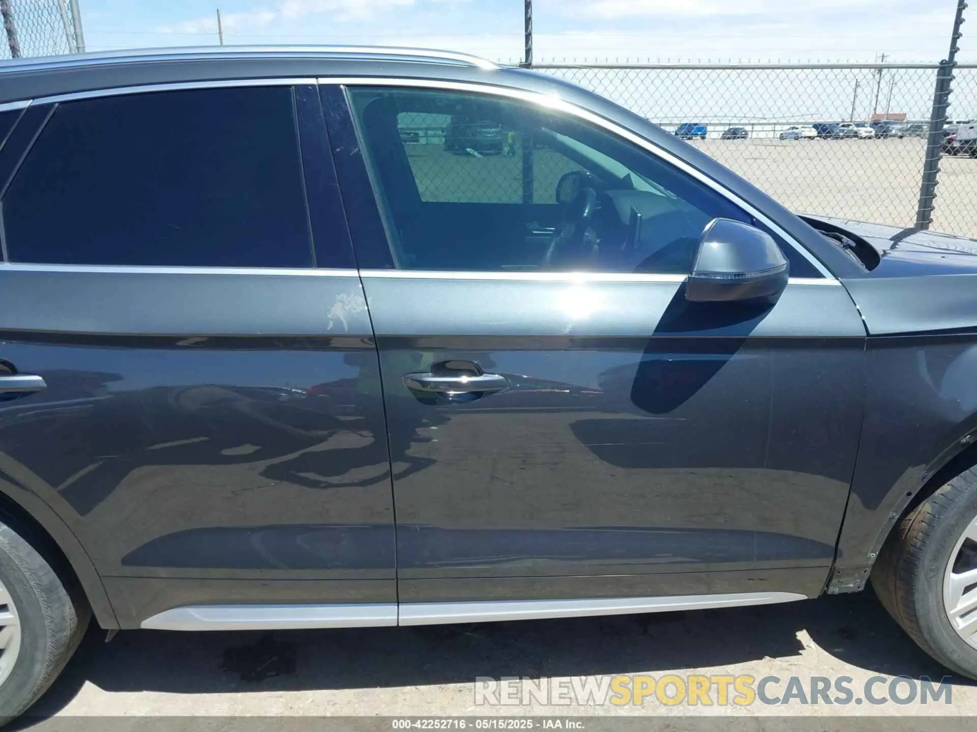 13 Фотография поврежденного автомобиля WA1BNAFY3K2037963 AUDI Q5 2019