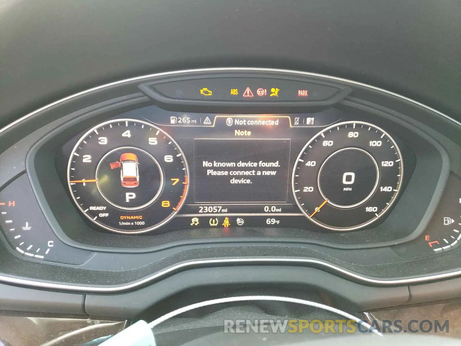 8 Photograph of a damaged car WA1BNAFY3K2050650 AUDI Q5 2019