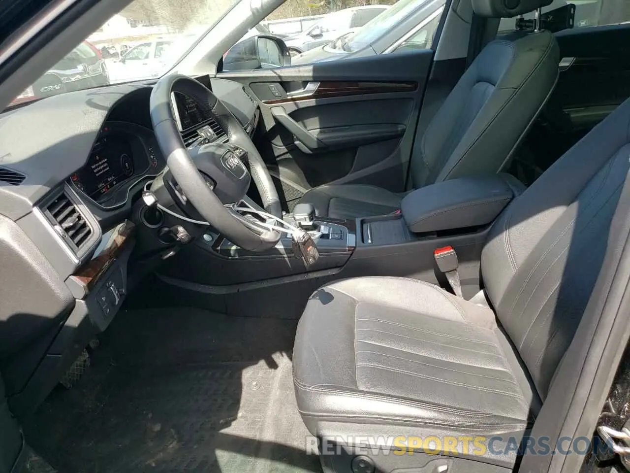 7 Photograph of a damaged car WA1BNAFY3K2065603 AUDI Q5 2019