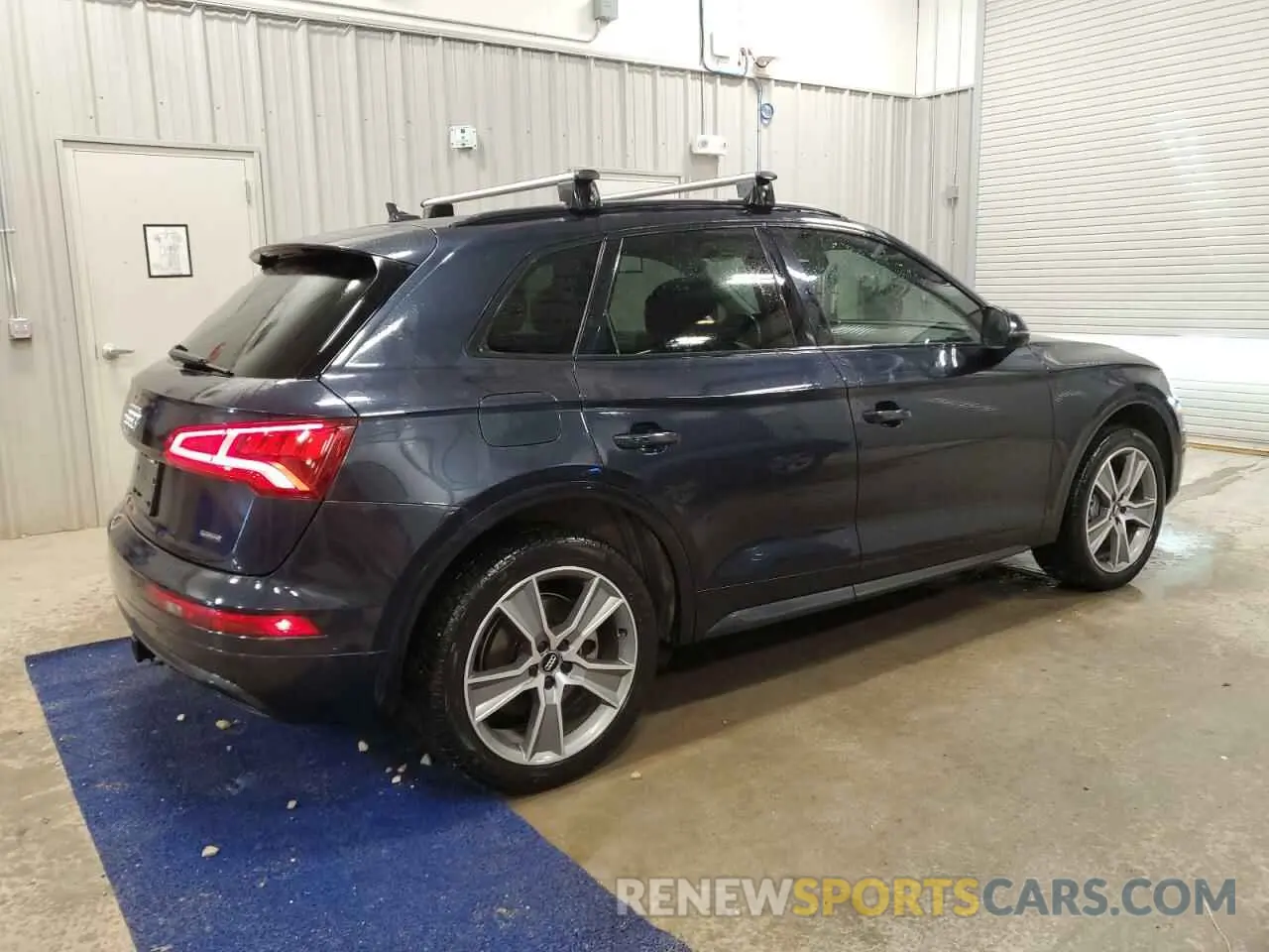 3 Photograph of a damaged car WA1BNAFY3K2112628 AUDI Q5 2019