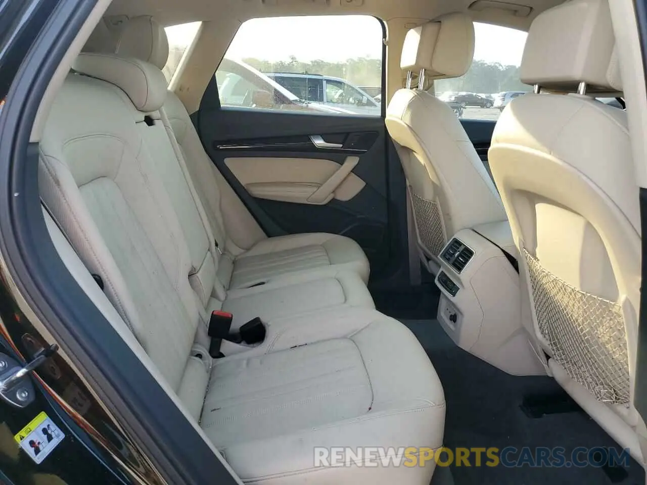 10 Фотография поврежденного автомобиля WA1BNAFY4K2025062 AUDI Q5 2019