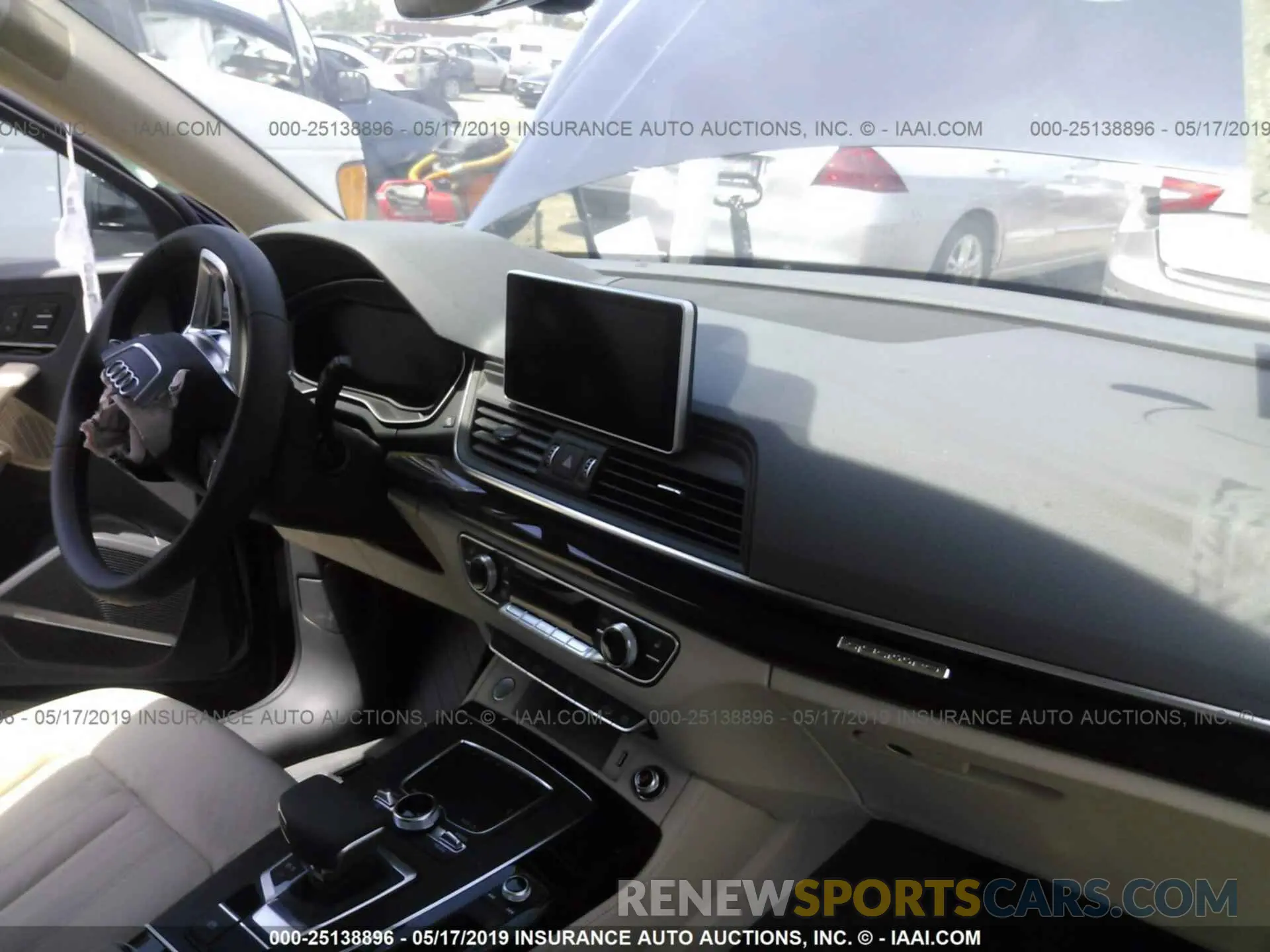 5 Photograph of a damaged car WA1BNAFY4K2029337 AUDI Q5 2019