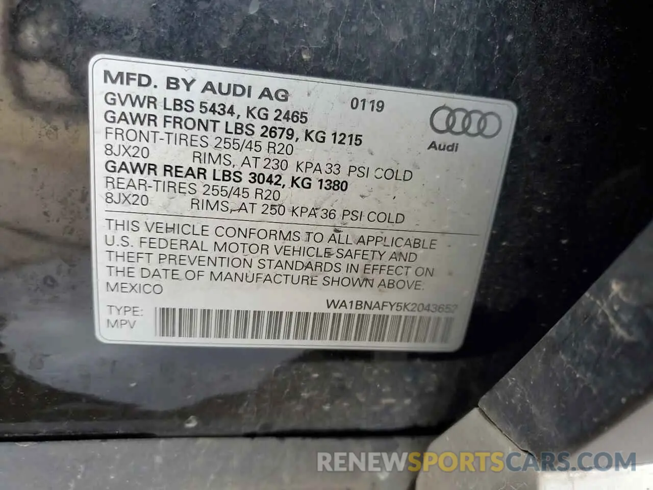 12 Photograph of a damaged car WA1BNAFY5K2043652 AUDI Q5 2019