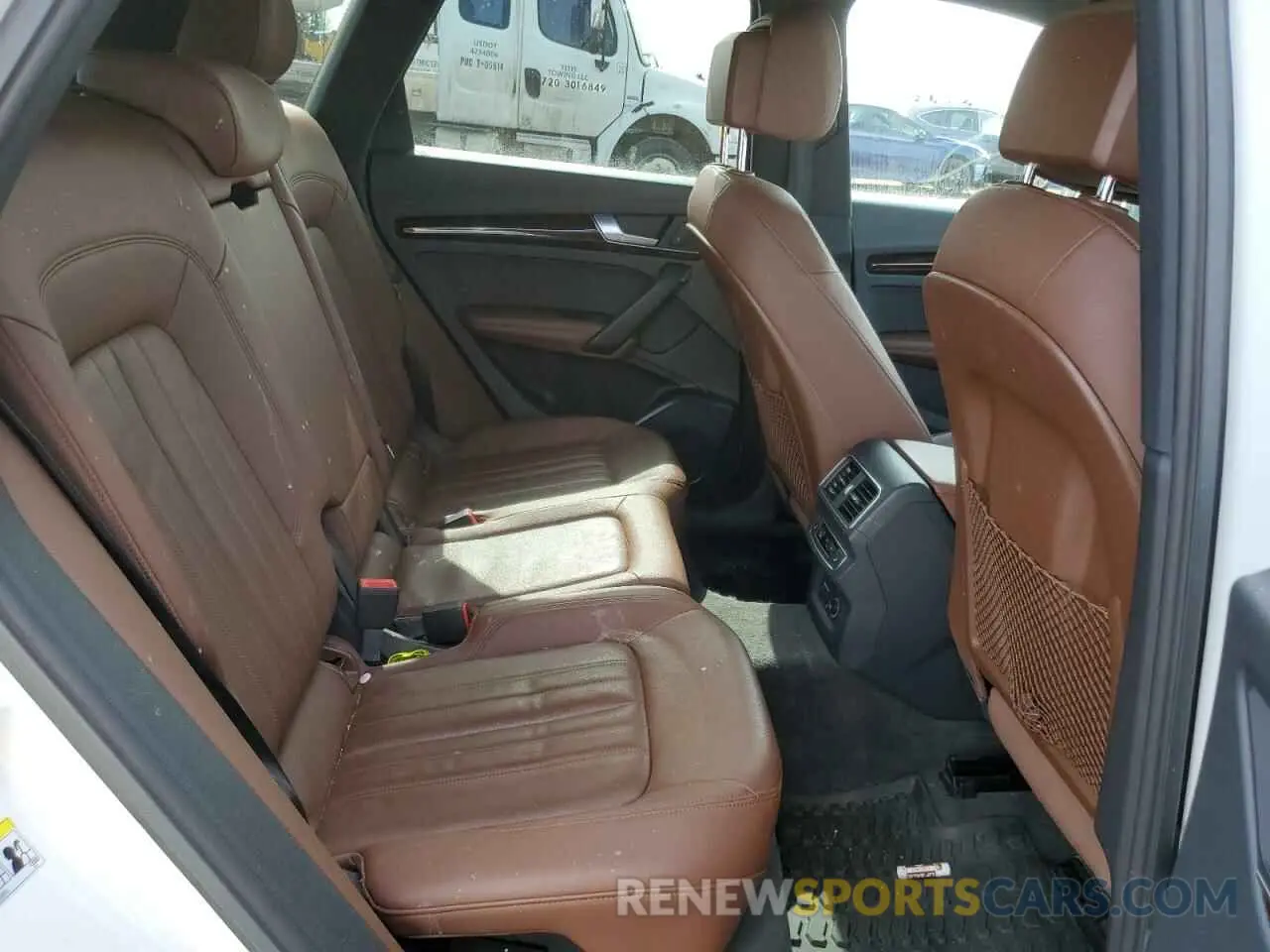 11 Photograph of a damaged car WA1BNAFY5K2044431 AUDI Q5 2019
