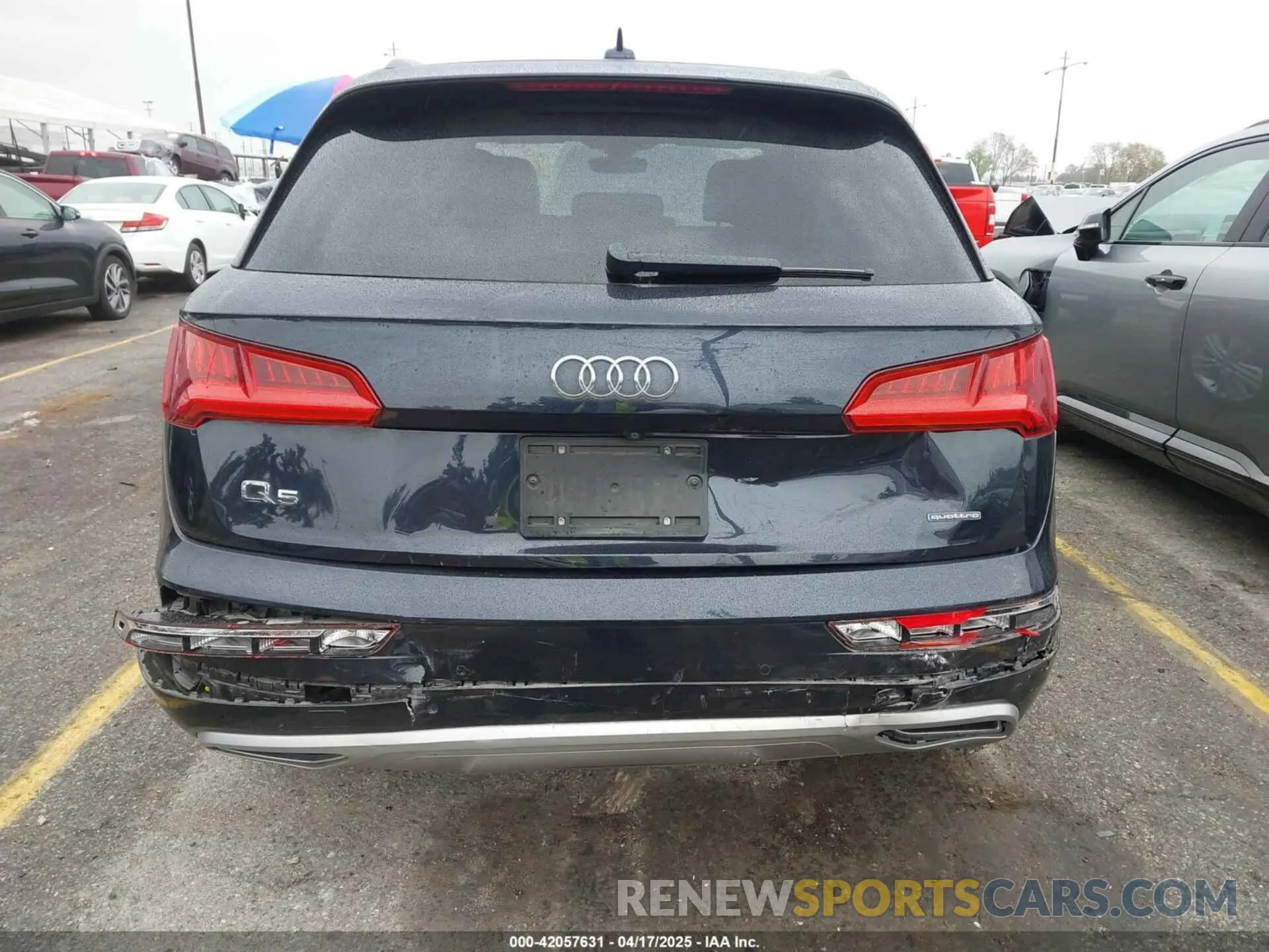21 Photograph of a damaged car WA1BNAFY5K2049080 AUDI Q5 2019