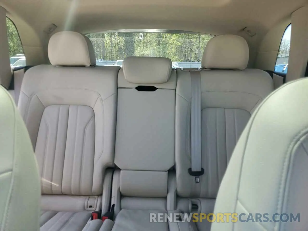 10 Фотография поврежденного автомобиля WA1BNAFY5K2085626 AUDI Q5 2019
